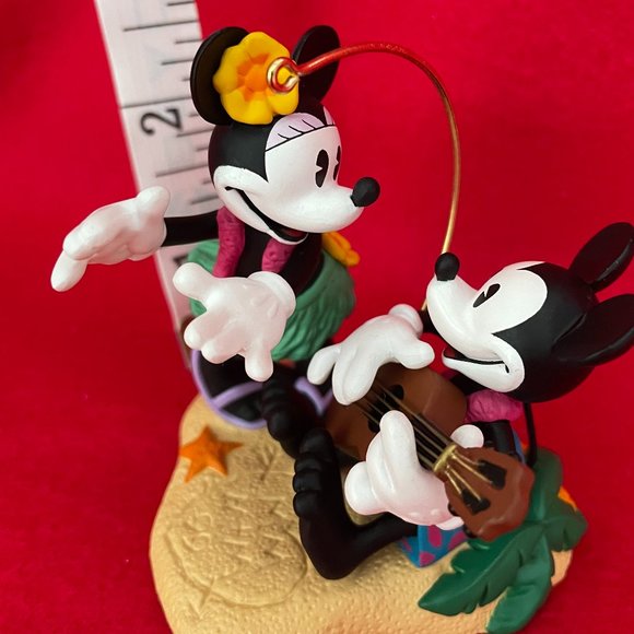 Mickey and Minnie in Paradise Hallmark Ornament - Picture 5 of 6